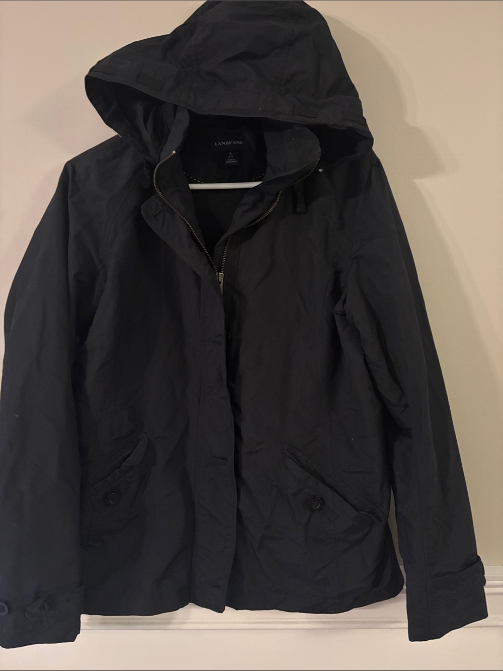 Lands' End Hooded Women's Raincoat in Black